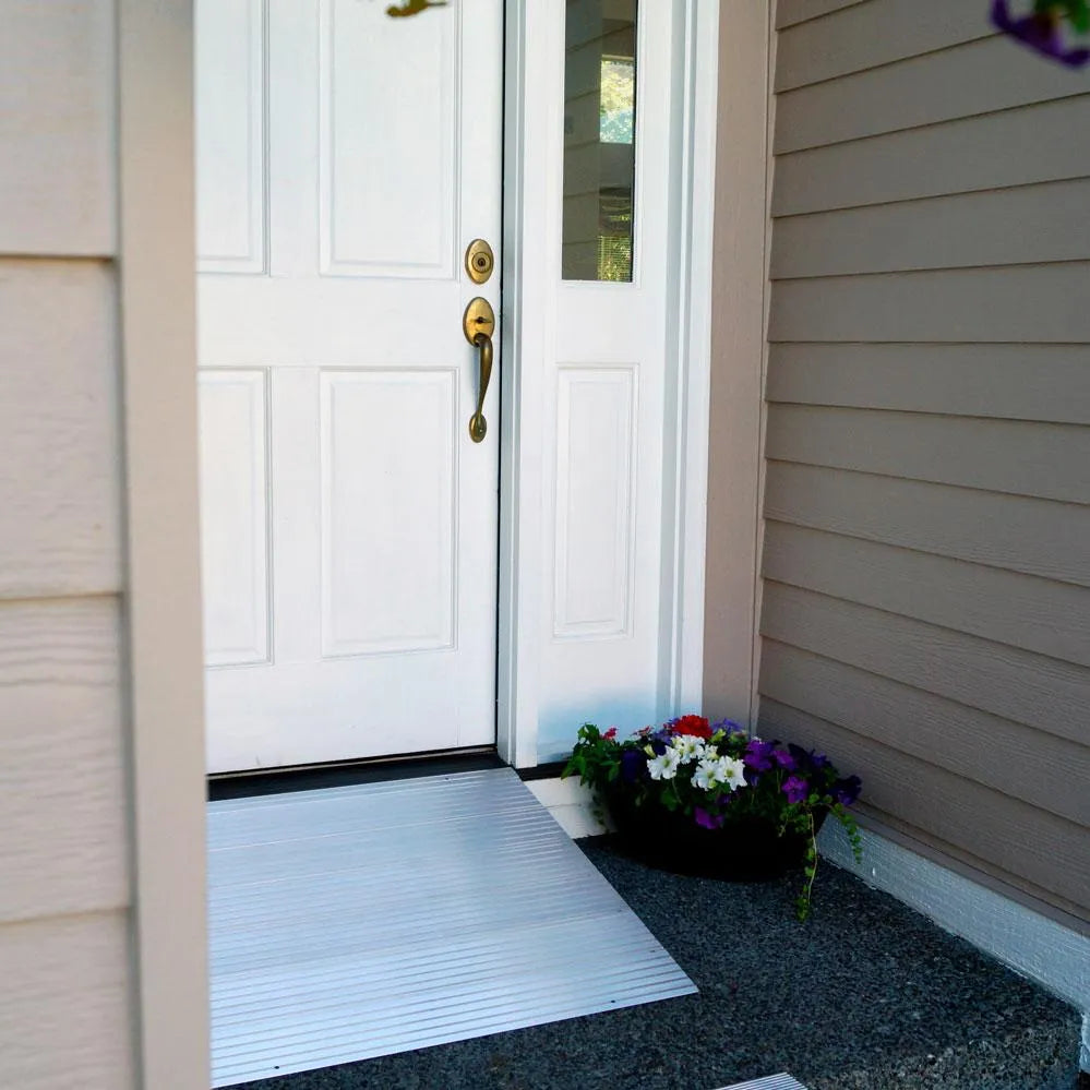 EZ-ACCESS TRANSITIONS Modular Entry Ramp – Aluminum Threshold Ramp System