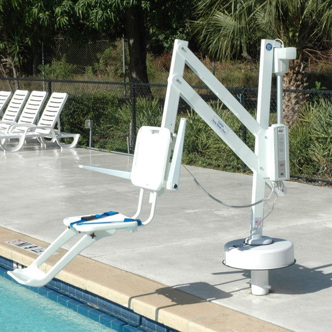 Splash! Spa Lift by S.R. Smith ADA-Compliant