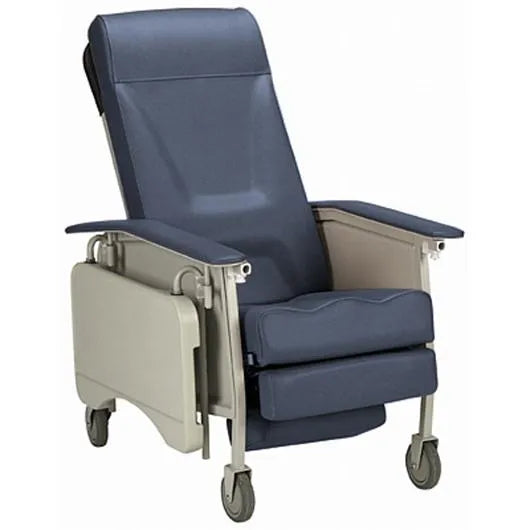 Invacare Deluxe 3-Position Recliner – Patient Room Geri Chair