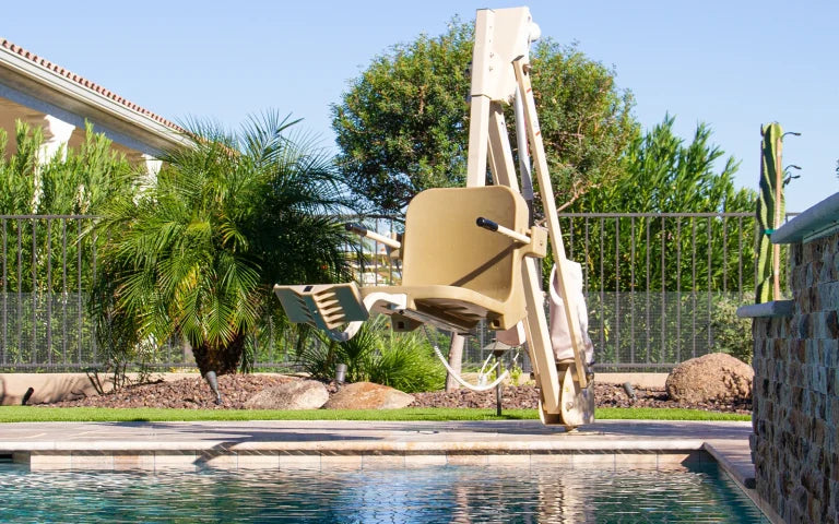 Aqua Creek F-MTY400 Mighty 400 Pool Lift