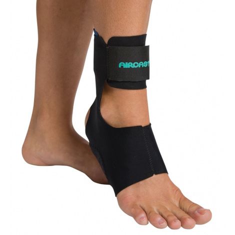 Aircast AirHeel Arch & Heel Support – Plantar Fasciitis and Achilles Tendon Brace