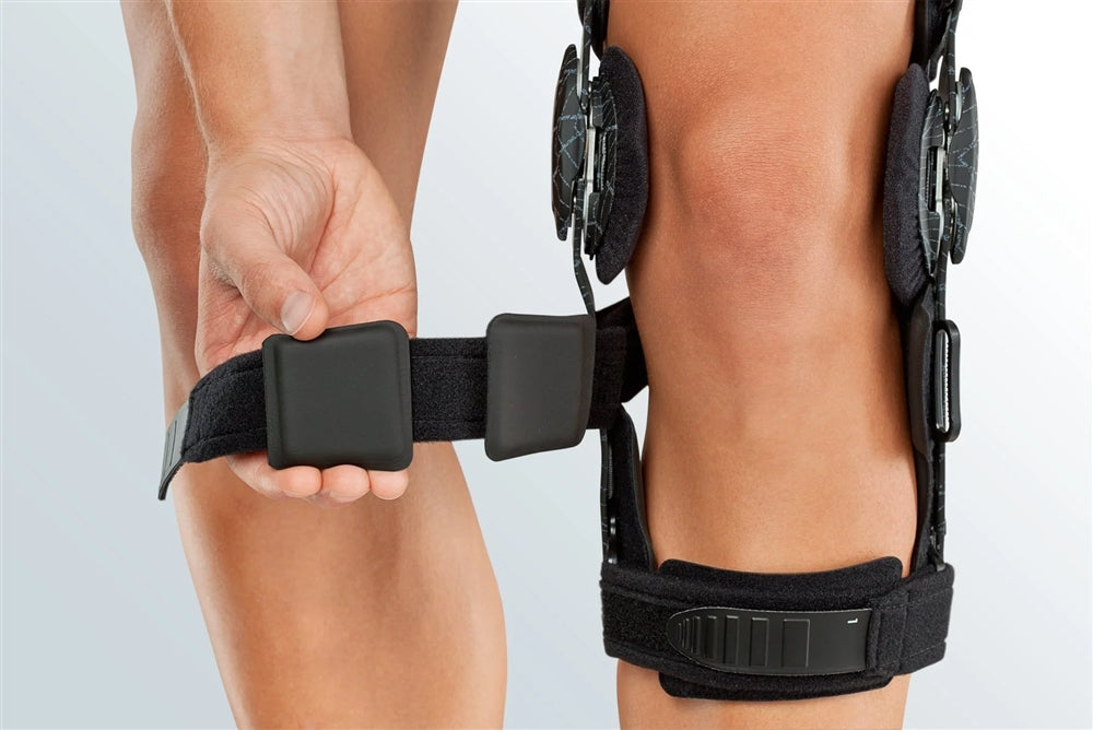 Medi M.4s Comfort Knee Brace