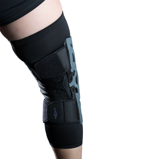 DonJoy Reaction Knee Brace – Zero-Friction Webbed Patellar Stability