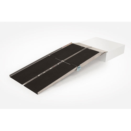 Prairie View Industries SUITCASE Trifold Ramp