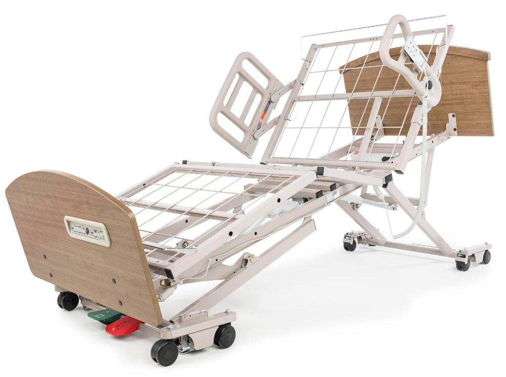 Zenith 7200 APS Hi-Lo Hospital Bed